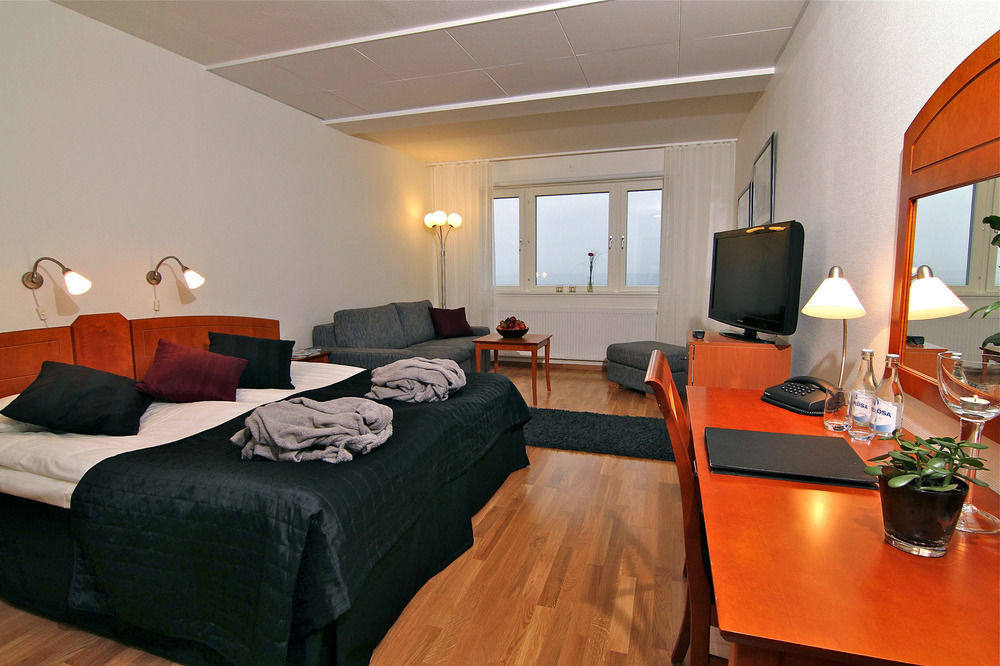 Gränna Hotel Gyllene Uttern מראה חיצוני תמונה