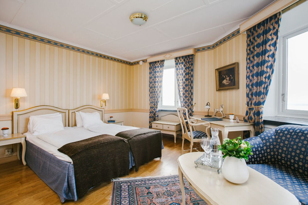 Gränna Hotel Gyllene Uttern מראה חיצוני תמונה
